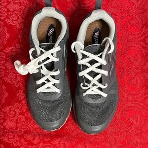 Vionic Women's 8W Gray Walking Sneakers Orthotic Comfort Lace Up Athletic Shoes